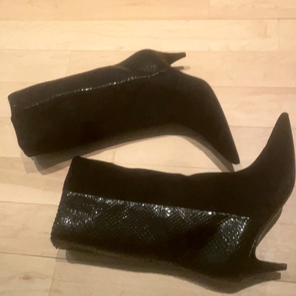 Saint Laurent # 1 in fashion hot and precious unique must have boots new